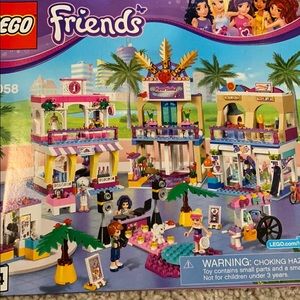 LEGO friends mall!!